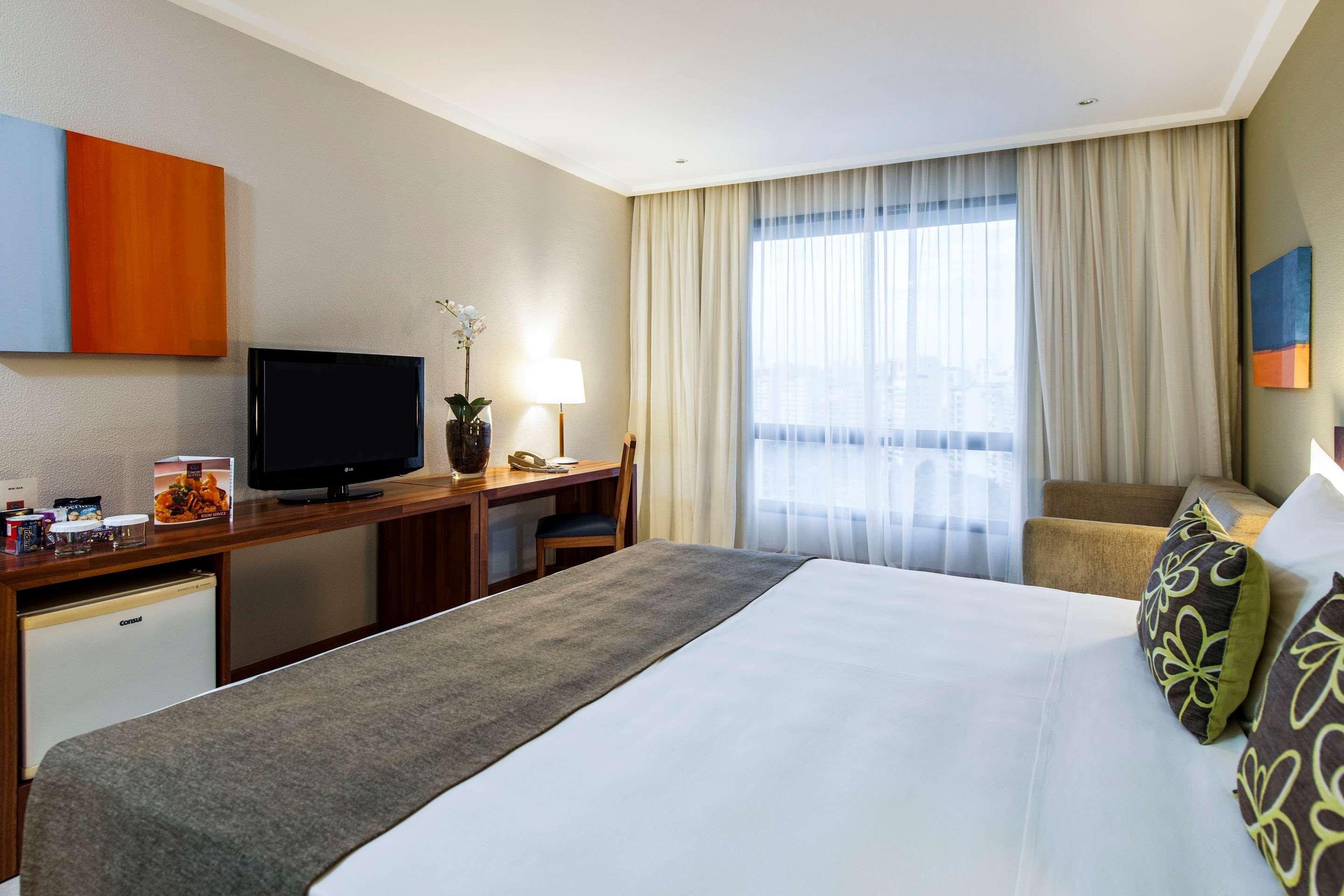 Comfort Suites Vitória Екстериор снимка