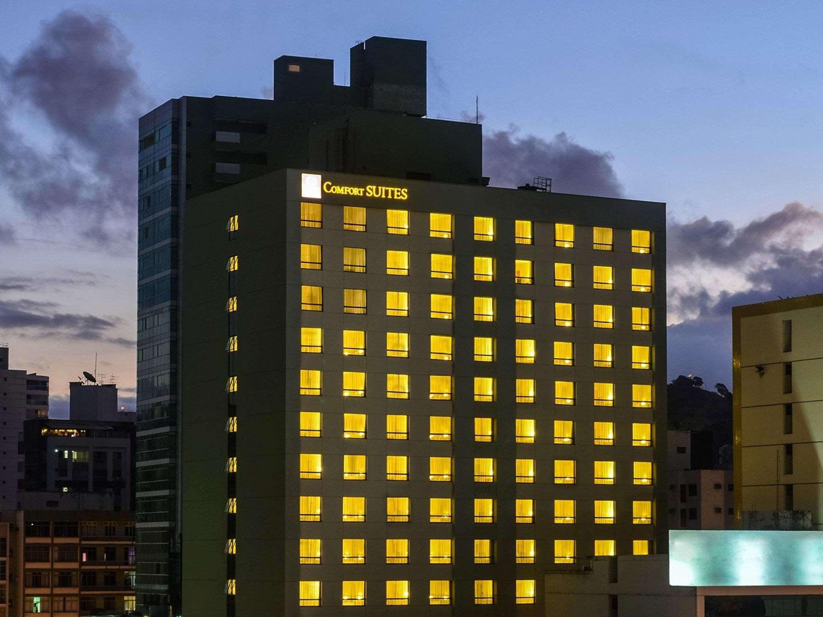 Comfort Suites Vitória Екстериор снимка