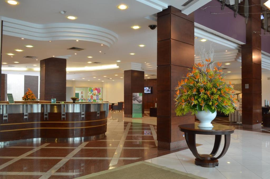 Comfort Suites Vitória Екстериор снимка